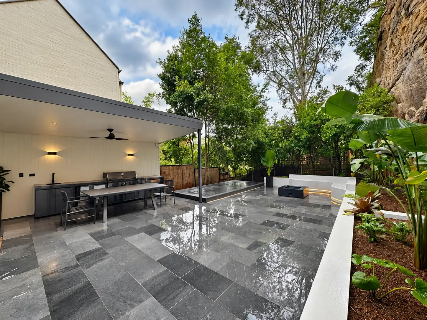 Balmain Entertaining Garden
